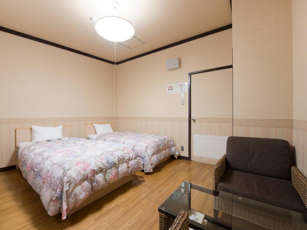 Yatsugatake Izumiso Hotel Hokuto  Zewnętrze zdjęcie